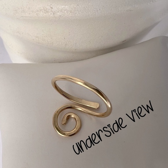 ARTISAN Jewelers Brass Swirl Ring - Picture 7 of 14